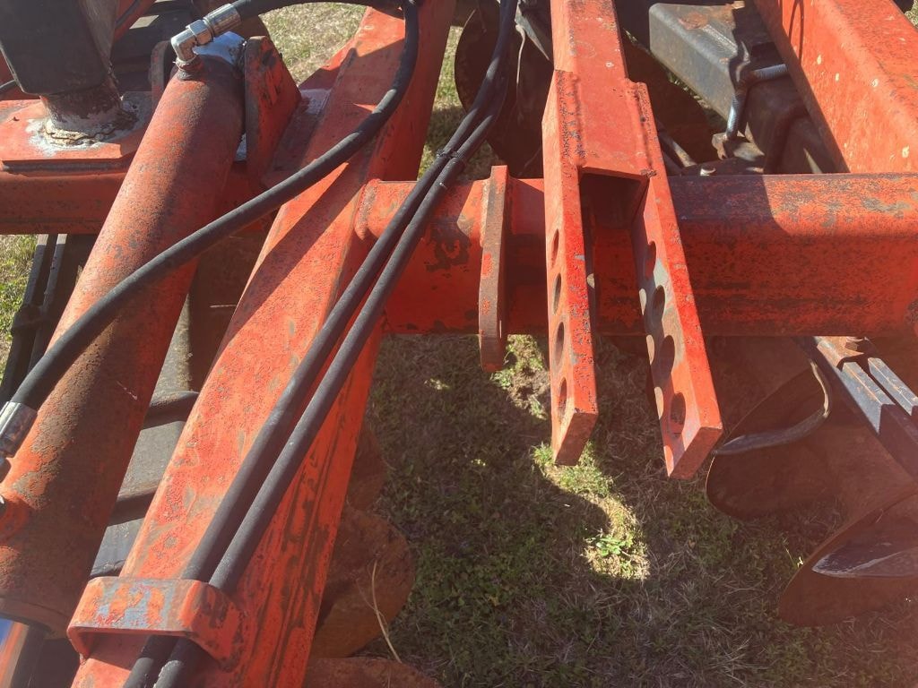 Cover crop GREGOIRE BESSON XLR 666 - photo slide 46