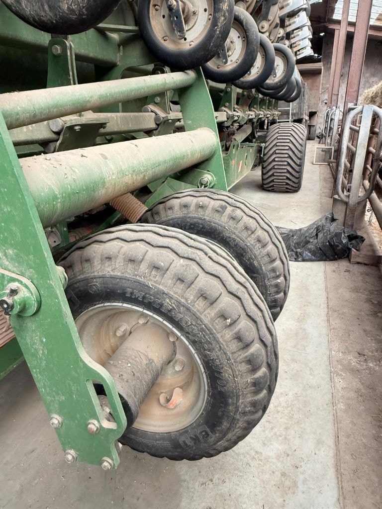 Semoir simplifié AMAZONE Condor 15 001 C - photo slide 23