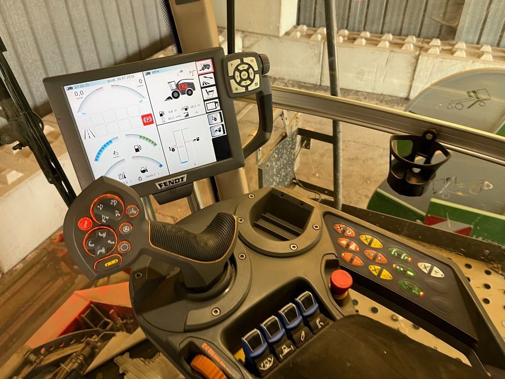 Ensileuse FENDT KATANA 65 - photo slide 17
