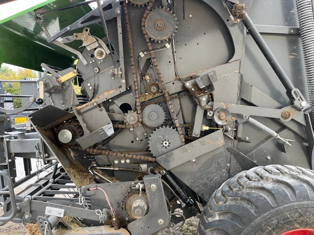 Presse balles rondes FENDT Rotana 180 vxtra  - photo slide 10
