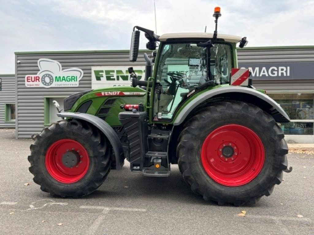 Tracteur FENDT 716 VARIO PROFI + - photo slide 1