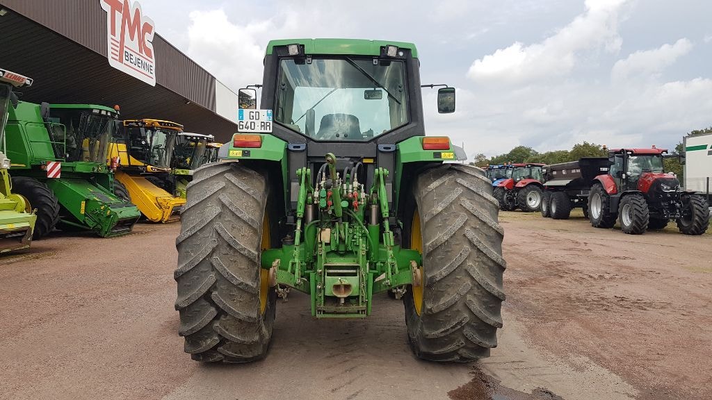 Tracteur chargeur JOHN DEERE 6810 TLS - photo slide 24
