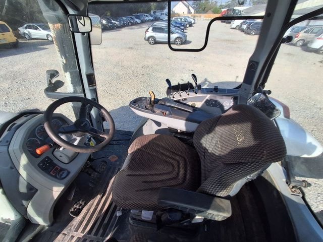 Tracteur VALTRA T144A - photo slide 15