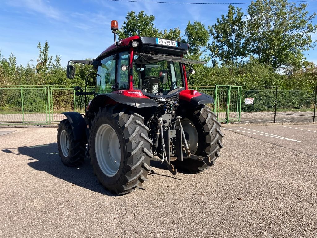 Tracteur VALTRA A95 - photo slide 7