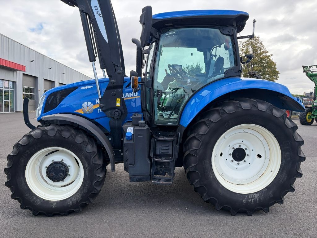 Tracteur chargeur NEW HOLLAND T6.160 - photo slide 9