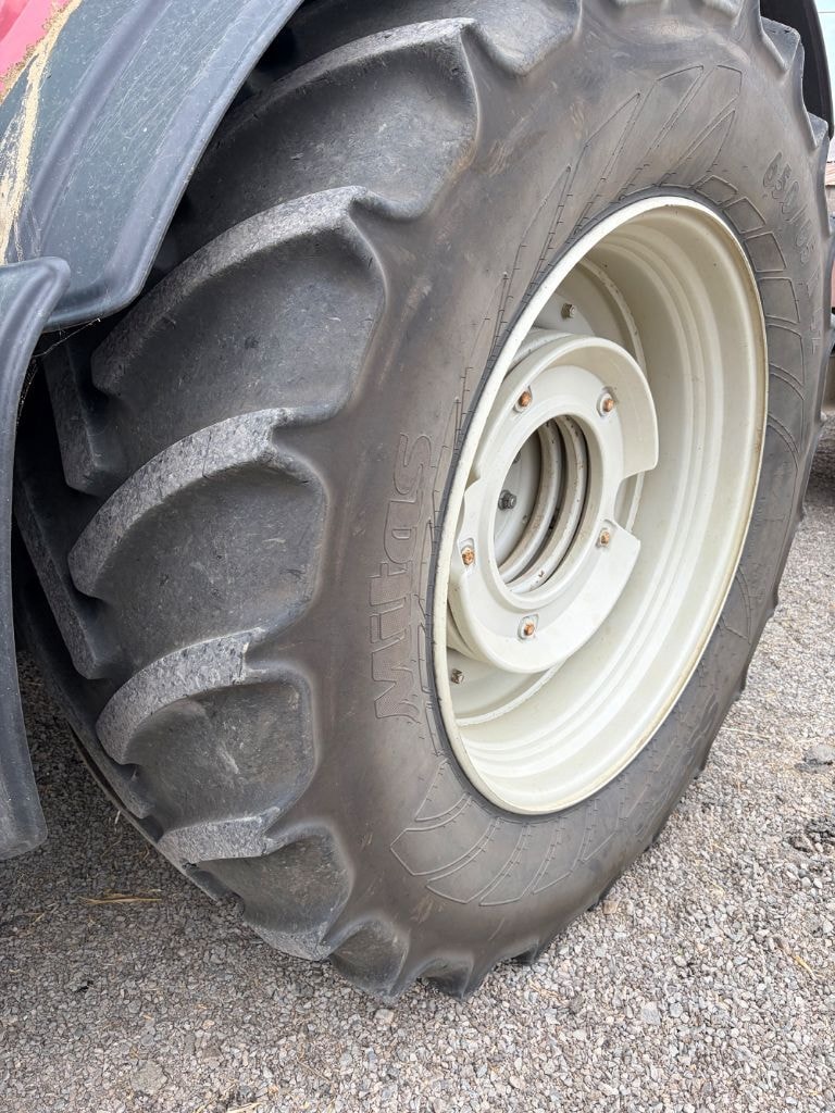 Tracteur VALTRA T175eA - photo slide 9