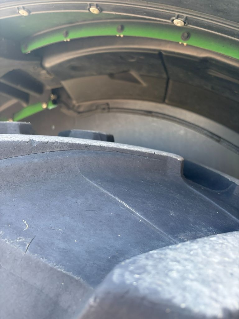 Tracteur chargeur JOHN DEERE 6R150 - photo slide 22