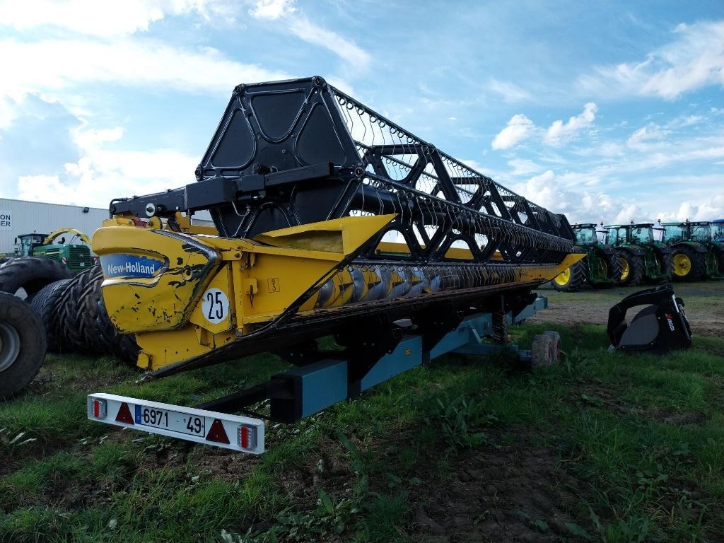 Moissonneuse NEW HOLLAND CR 9080 ELEVATION - photo slide 15
