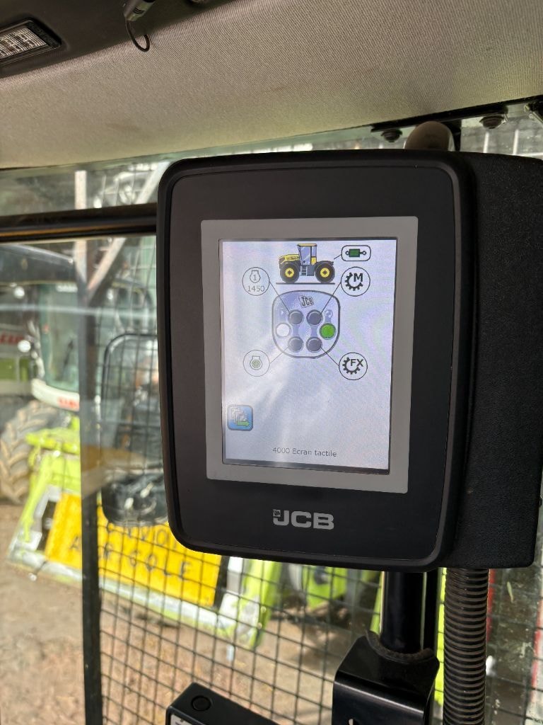 Tracteur JCB FASTRAC 4220 - photo slide 8
