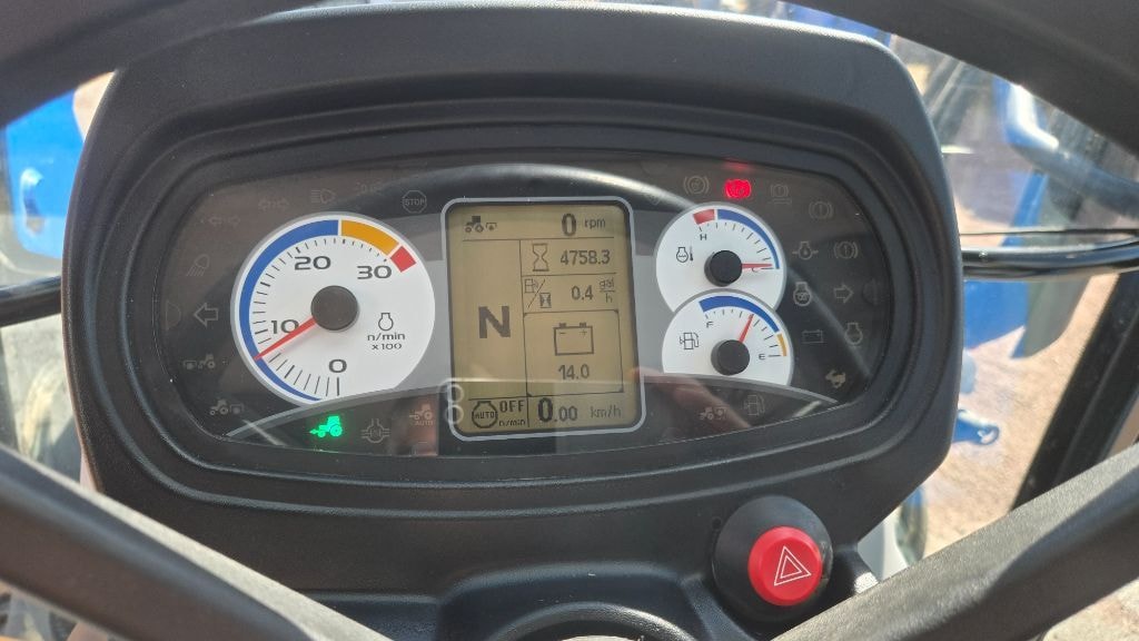 Tracteur chargeur NEW HOLLAND T5.105 DC - photo slide 13