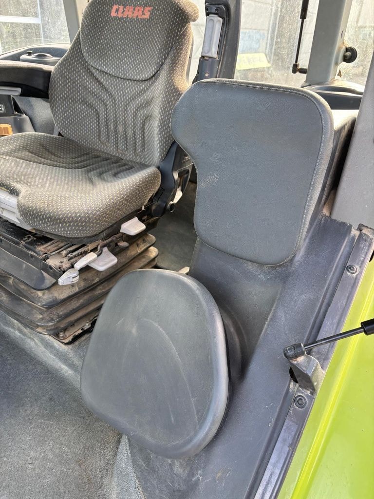 Tracteur CLAAS ARES 657 ATZ - photo slide 23