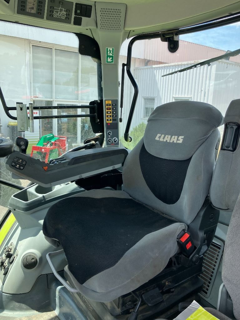 Tracteur CLAAS ARION 630 - photo slide 9