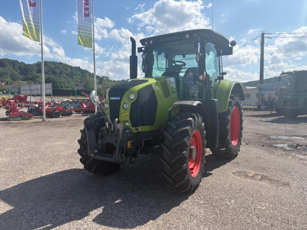 Tracteur CLAAS ARION 530 - photo slide 3