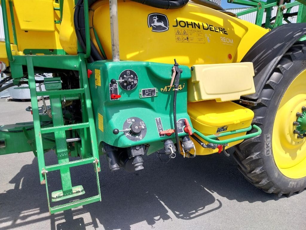 Pulverisateur JOHN DEERE M724I - photo slide 9
