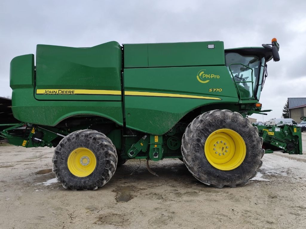 Moissonneuse JOHN DEERE S770 - photo slide 3