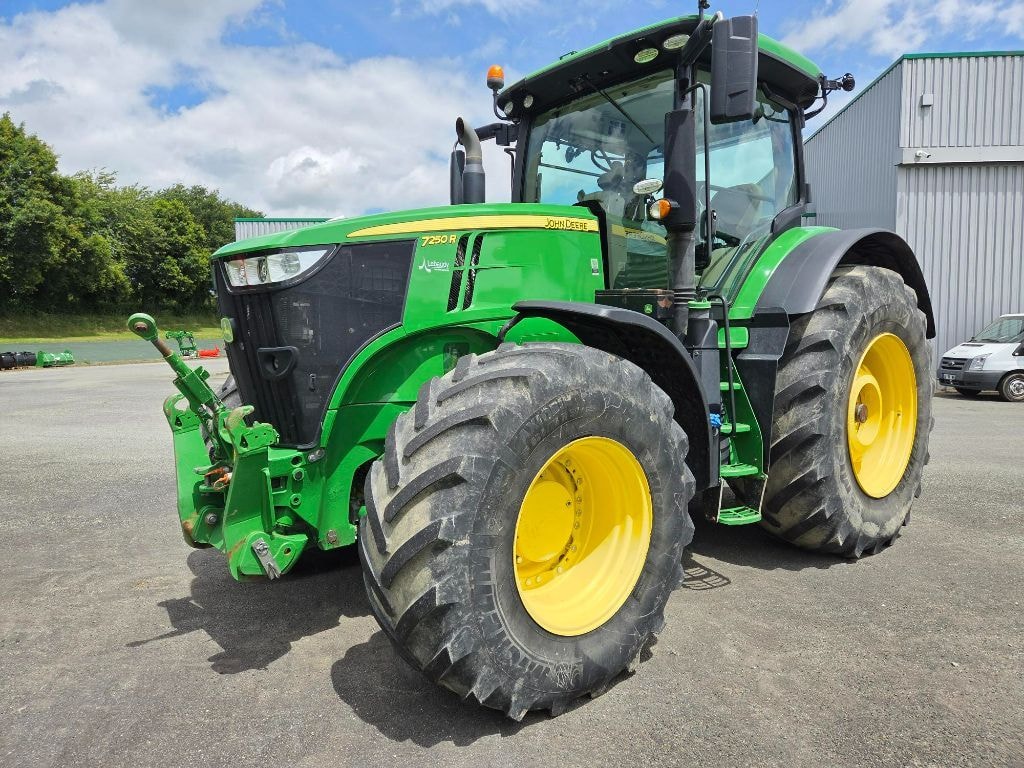 Tracteur JOHN DEERE 7250R - photo slide 1