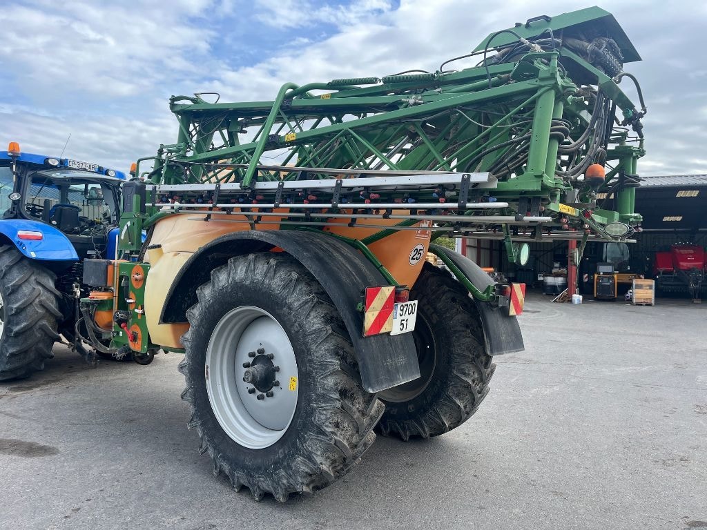 Pulverisateur AMAZONE UX 4200 SPECIAL - photo slide 2