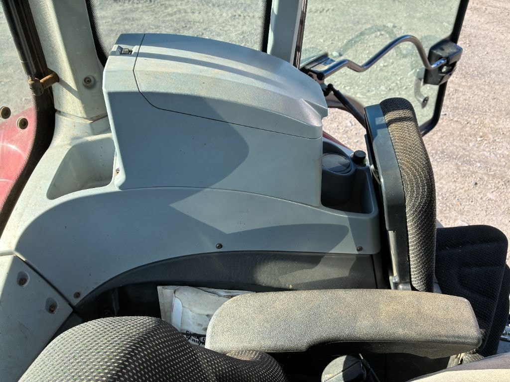 Tracteur chargeur VALTRA N 134 DIRECT - photo slide 14