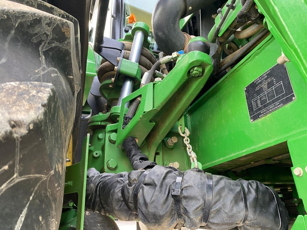 Pulverisateur automoteur JOHN DEERE R4140I - photo slide 16
