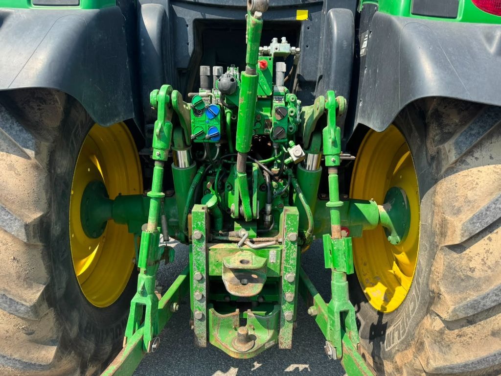 Tracteur JOHN DEERE 6130R - photo slide 6