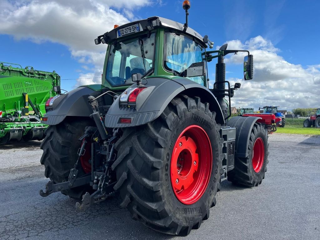 Tracteur FENDT 826 S4 Profi + - photo slide 5