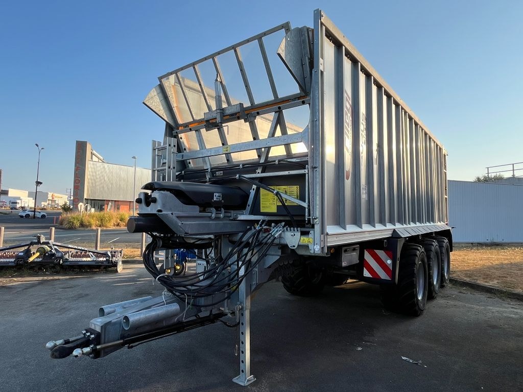 Benne FLIEGL GIGANT ASW 391 TAURUS FOX Tridem - photo slide 2