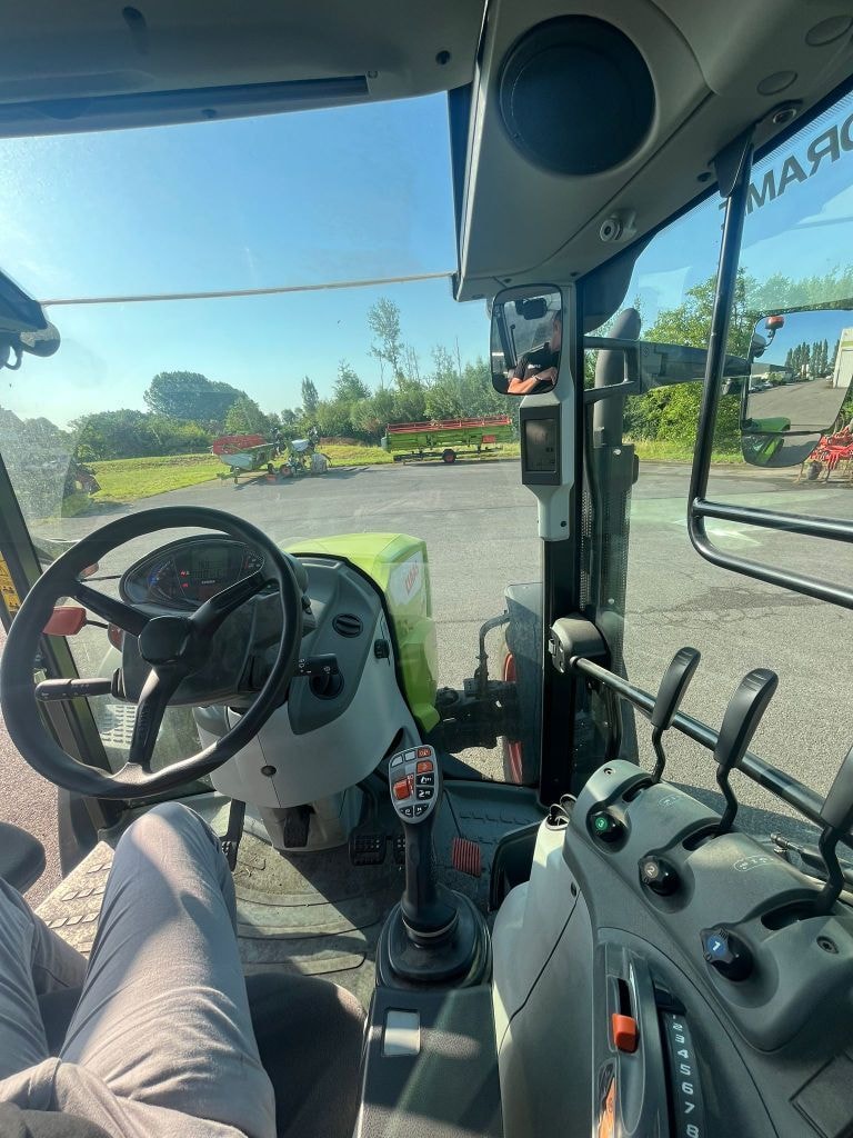 Tracteur CLAAS ARION 430 CIS - photo slide 14