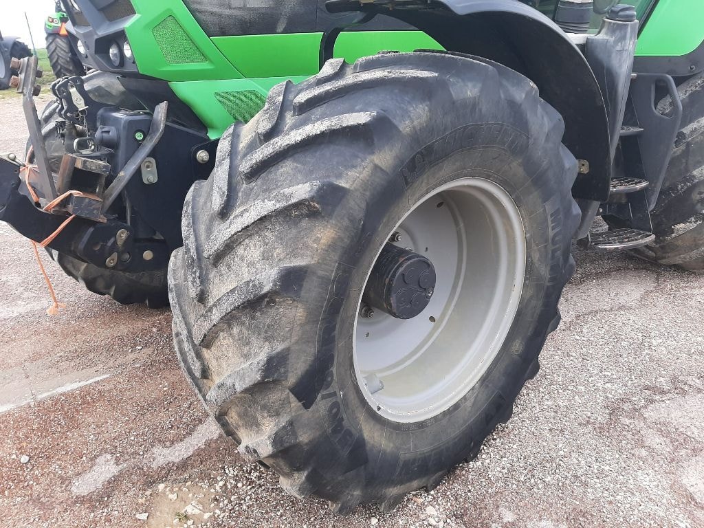 Tracteur DEUTZ FAHR 6180 AGROTRON TTV - photo slide 14