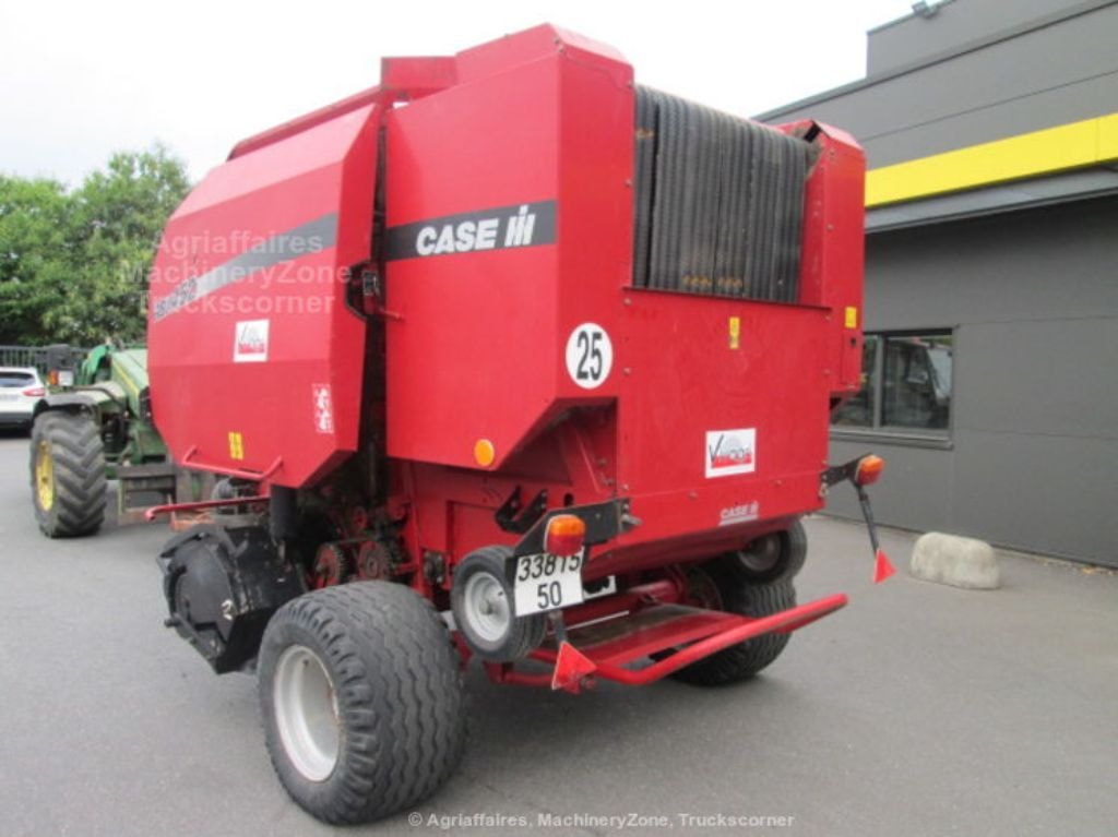 Presse balles rondes CASE IH RBX 452 - photo slide 2