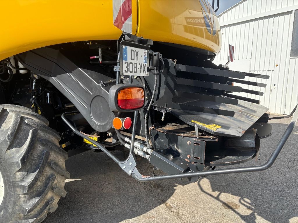 Moissonneuse NEW HOLLAND CR10.90 - photo slide 22