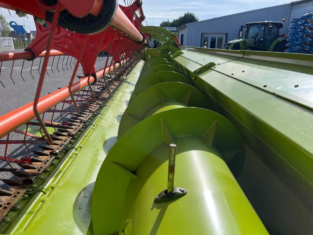 Moissonneuse CLAAS Lexion 8700 TT - photo slide 27
