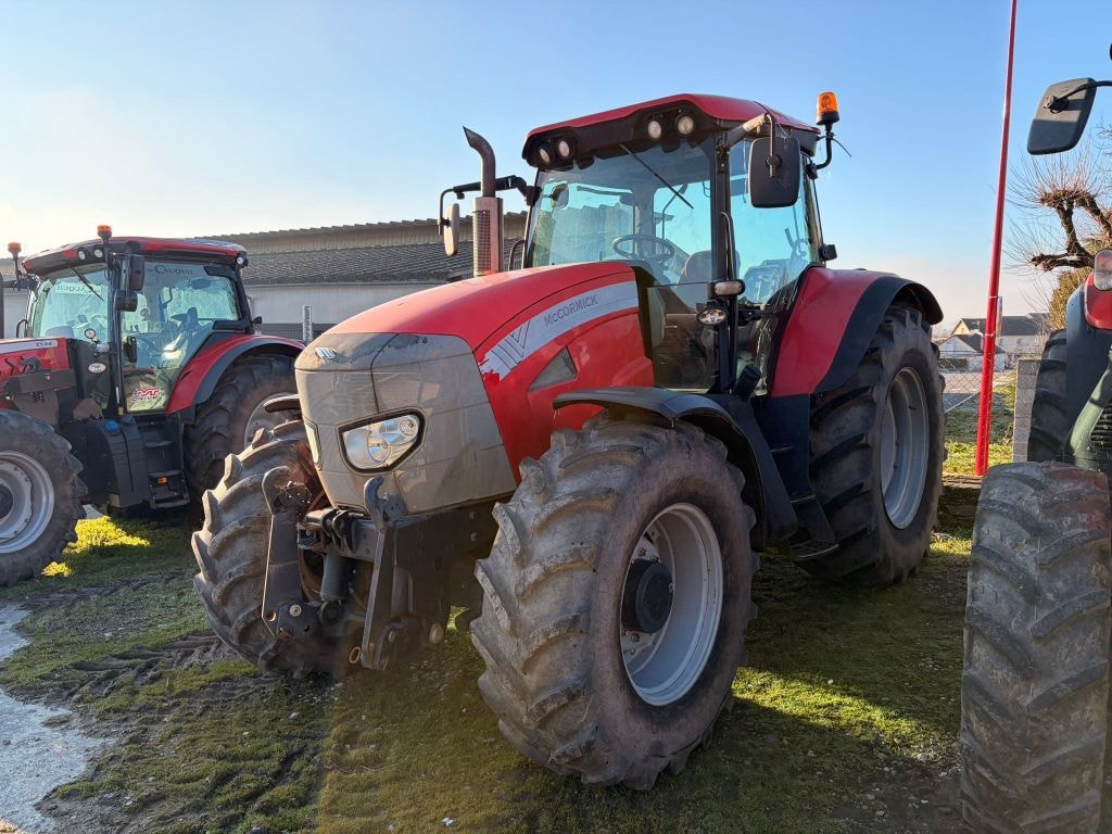 Tracteur MC CORMICK XTX 145 - photo slide 10