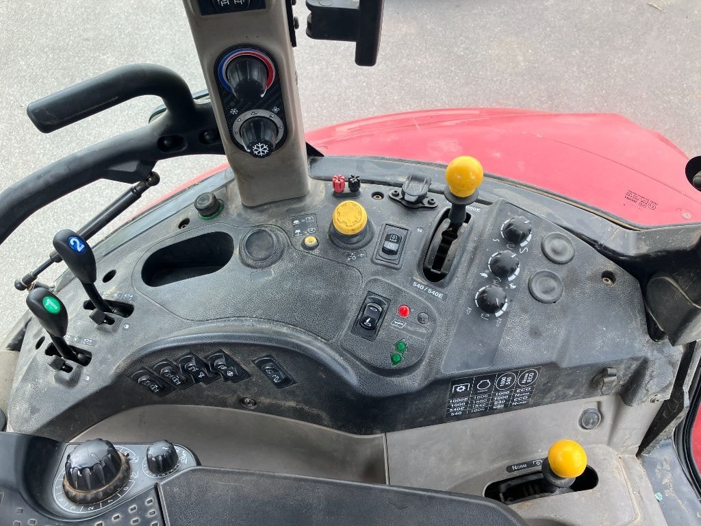 Tracteur CASE IH LUXXUM 110 - photo slide 14