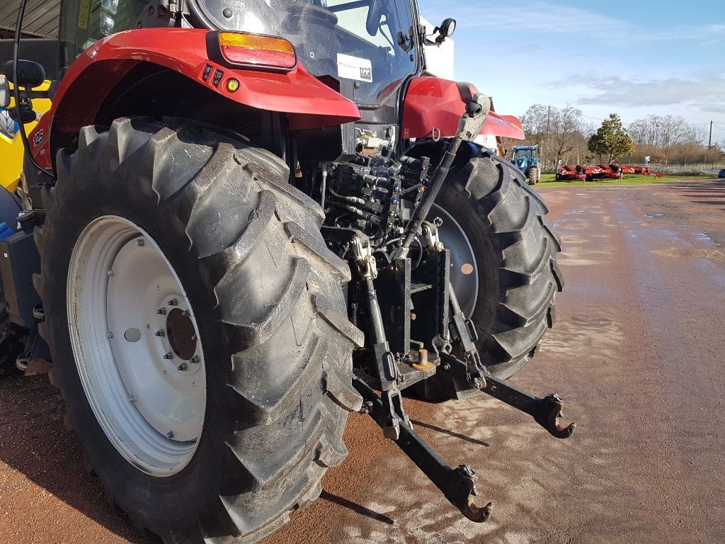 Tracteur CASE IH MAXXUM CVX125 - photo slide 22