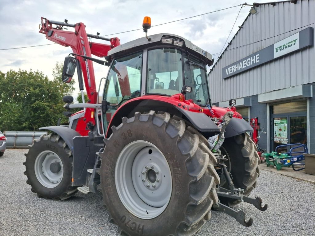 Tracteur chargeur MASSEY FERGUSON 6S155 - photo slide 5