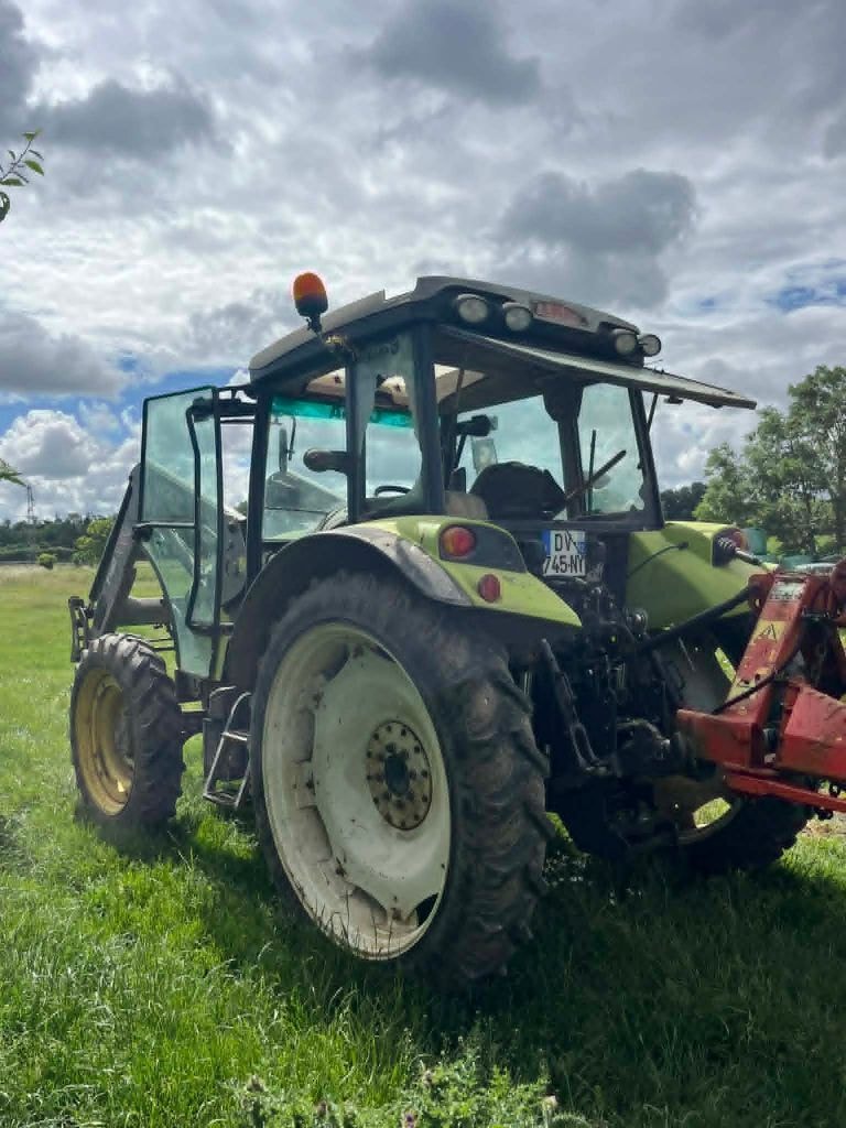 Tracteur CLAAS AXOS 340 - photo slide 4
