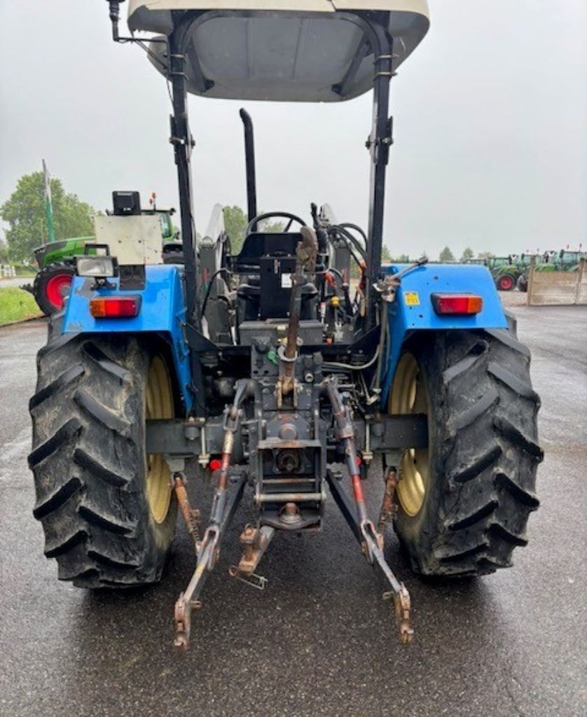 Tracteur chargeur NEW HOLLAND TL 90 - photo slide 5