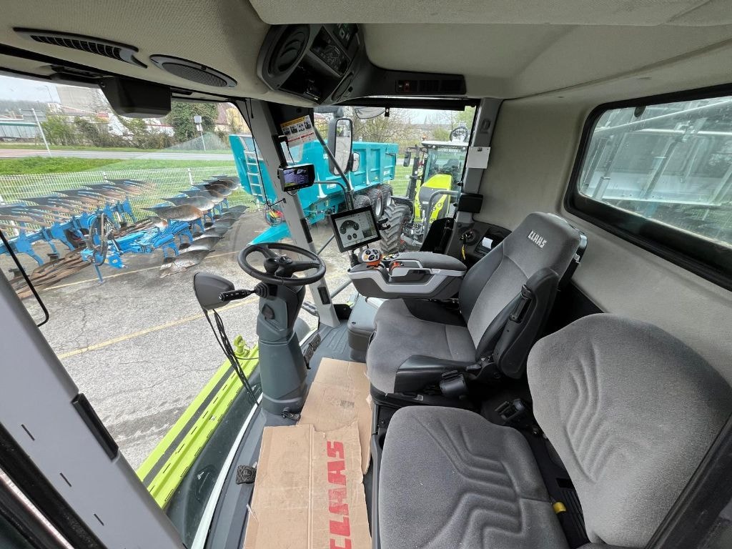 Moissonneuse CLAAS Lexion 8700 TT - photo slide 14