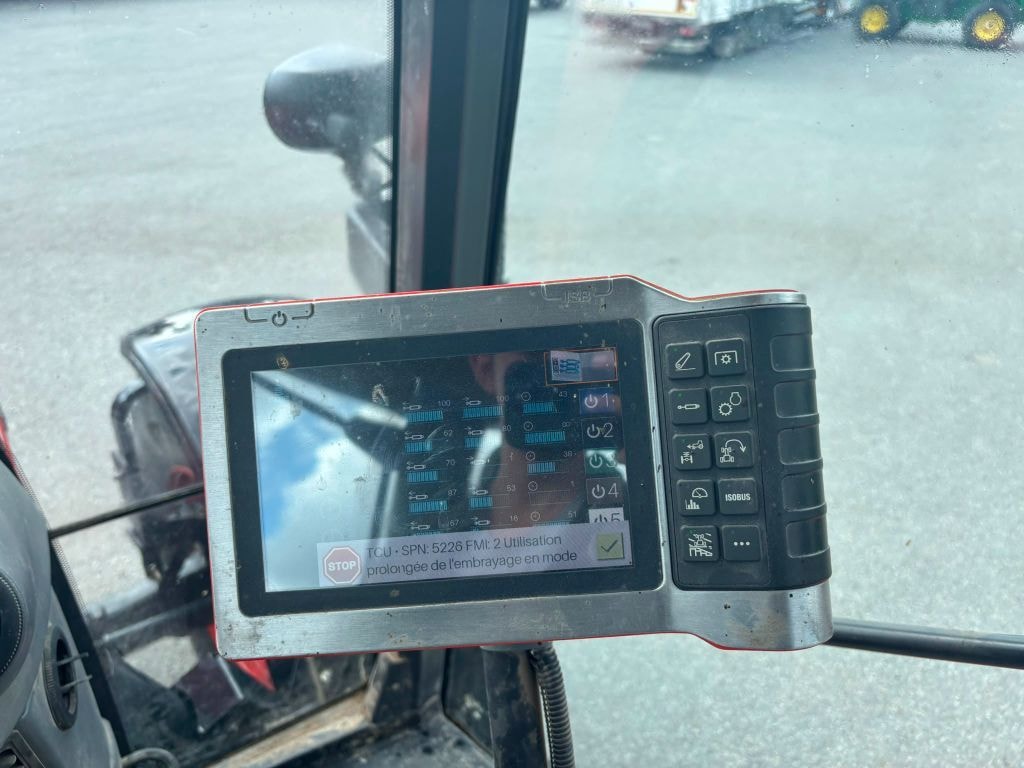 Tracteur KUBOTA M 7151 PREMIUM  - photo slide 14