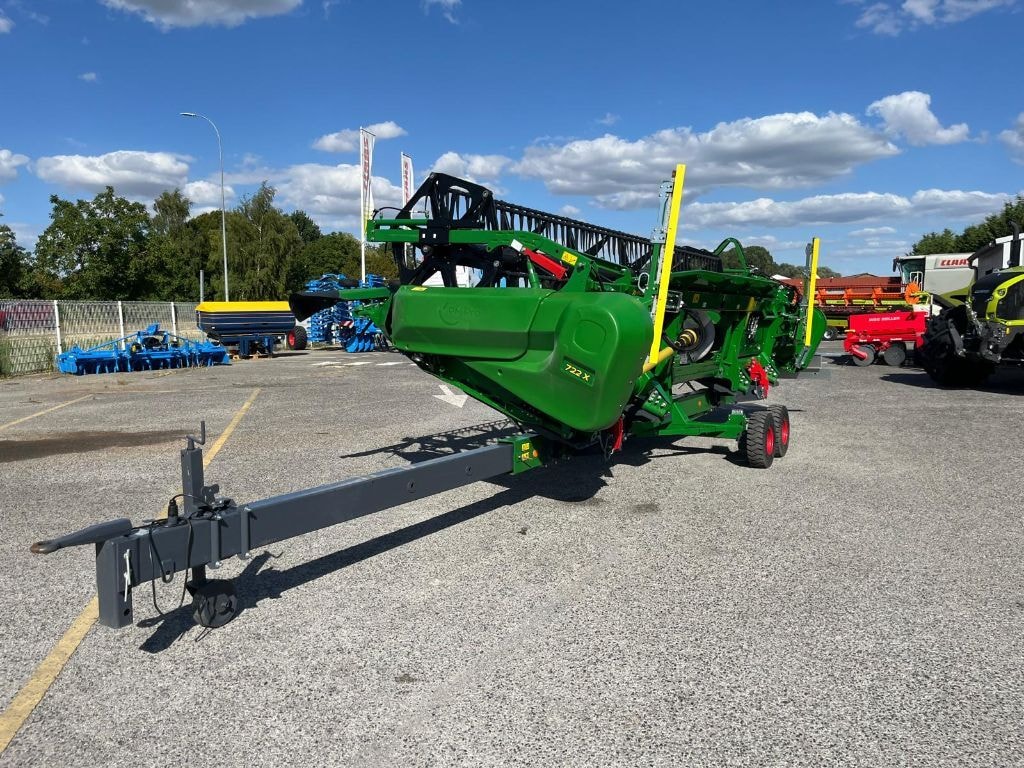 Moissonneuse JOHN DEERE T560i HILLMASTER - photo slide 23