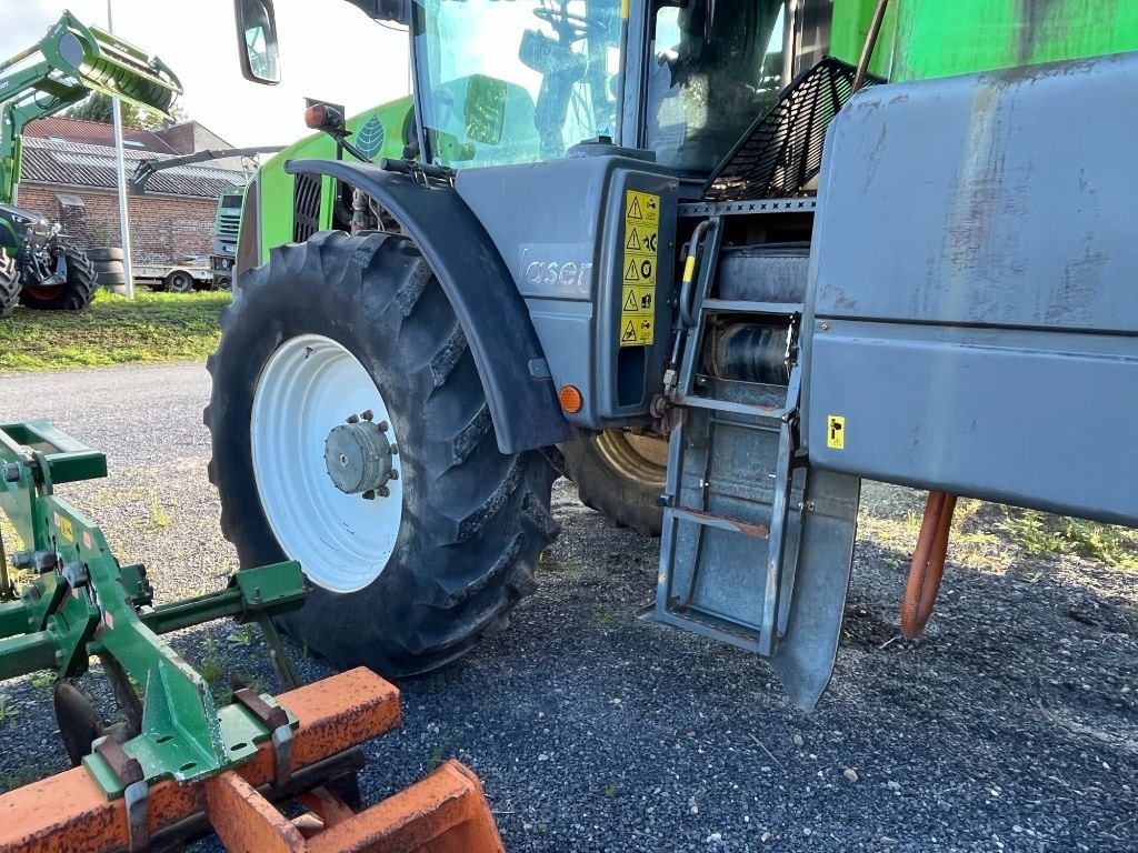 Pulverisateur automoteur TECNOMA LASER 4240 - photo slide 12