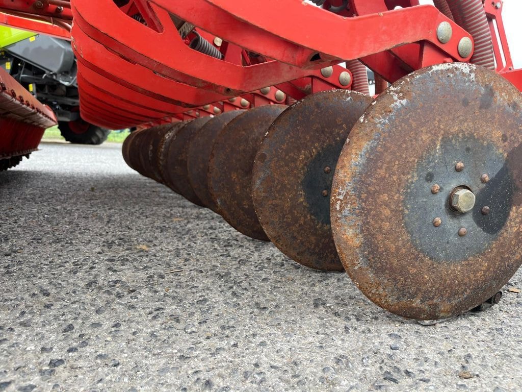 Combine de Semis KUHN HRB302D - photo slide 18