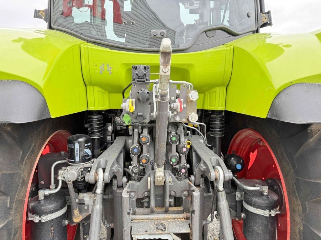 Tracteur CLAAS ARION 510 HEXASHIFT - - photo slide 10