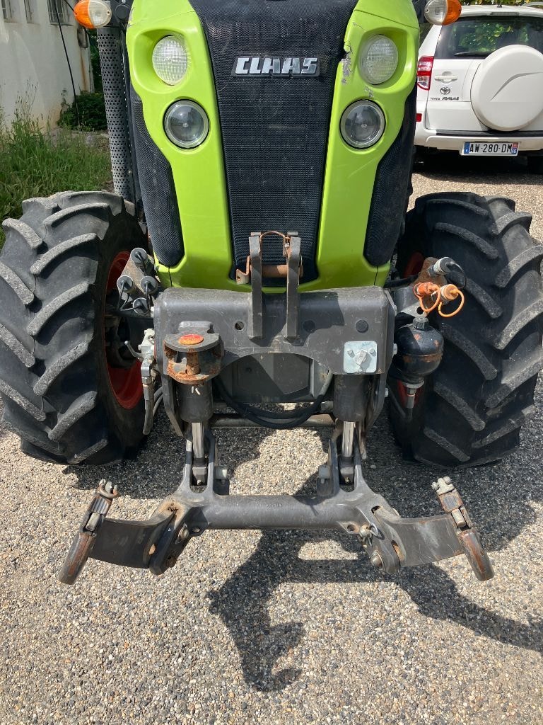 Tracteur etroit CLAAS NEXOS 230 F - photo slide 20