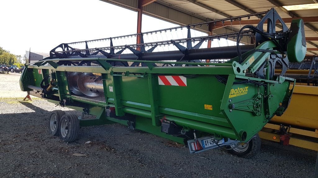 Moissonneuse JOHN DEERE C670 - photo slide 10