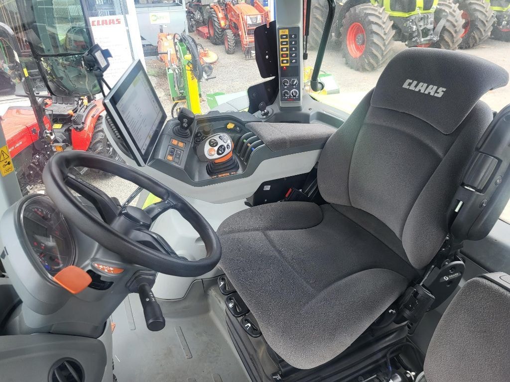 Tracteur CLAAS ARION 630 CEBIS - photo slide 14