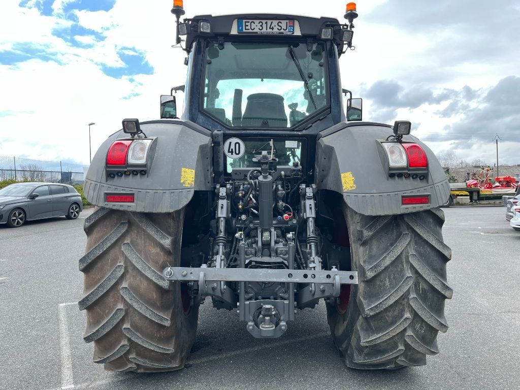 Tracteur FENDT 824 VARIO PROFI + - photo slide 8