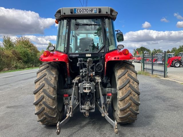 Tracteur chargeur MASSEY FERGUSON 5610 DYNA-4 ESSENTIAL - photo slide 6