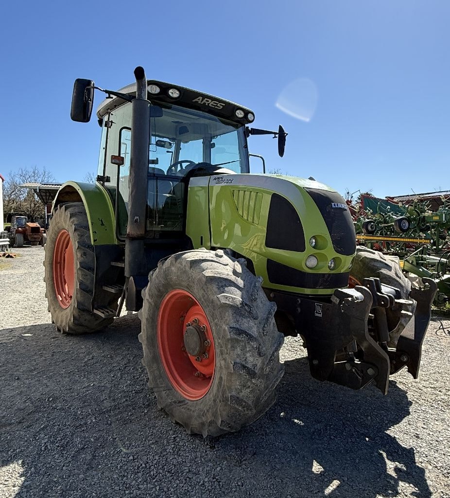 Tracteur CLAAS ARES 657 ATZ - photo slide 1