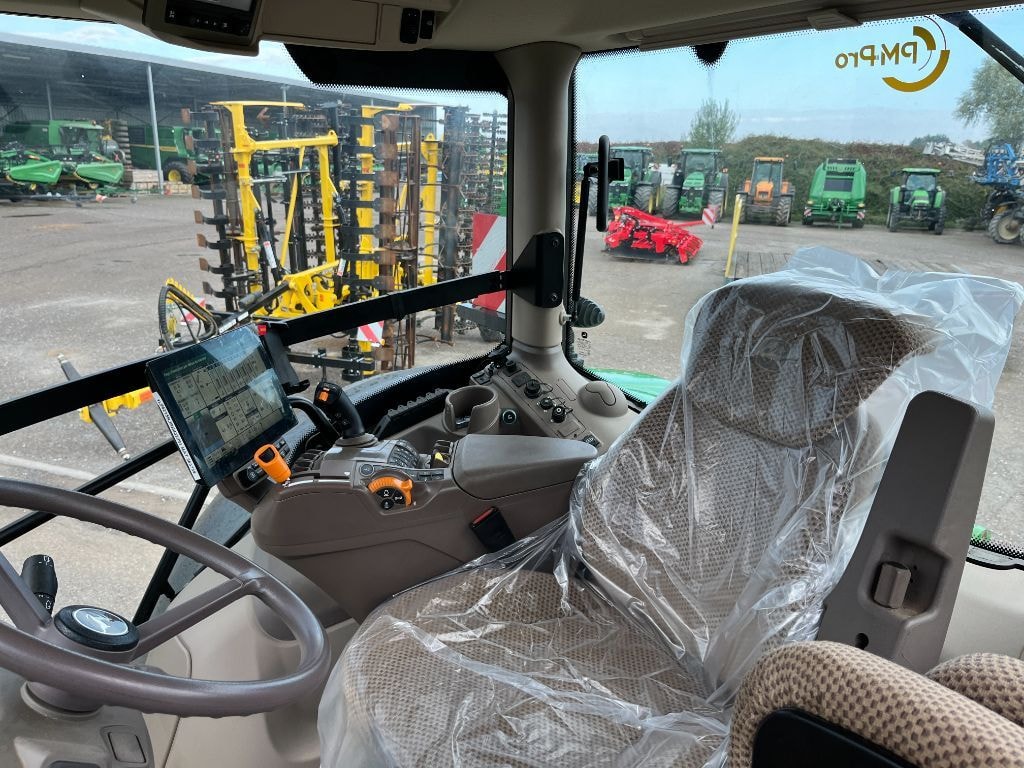 Tracteur JOHN DEERE 6R 215 - photo slide 10